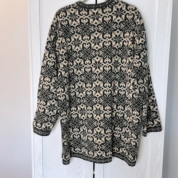 Vintage 90s Eddie Bauer Women's Black & Cream Nordic Wool Sweater Size XL - Picture 3 of 5